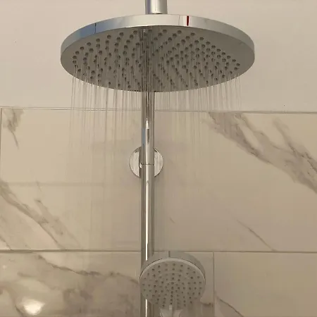 ベッド・アンド・ブレックファスト Allegro 4*