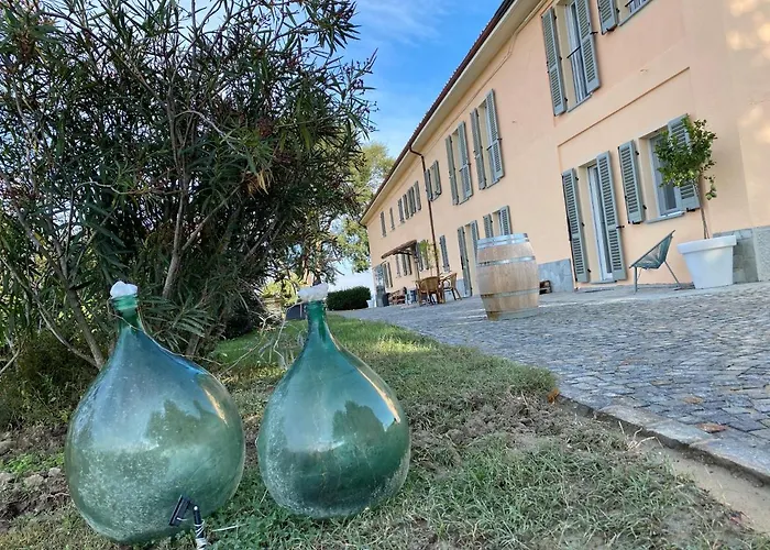 Allegro فندق مبيت وإفطار نيتسا مونفيراتو